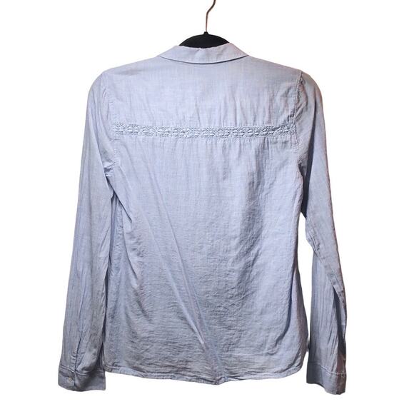 Abercrombie & Fitch Button Up Shirt Womens Size XS Light Blue Eyelet Lace - Picture 2 of 6